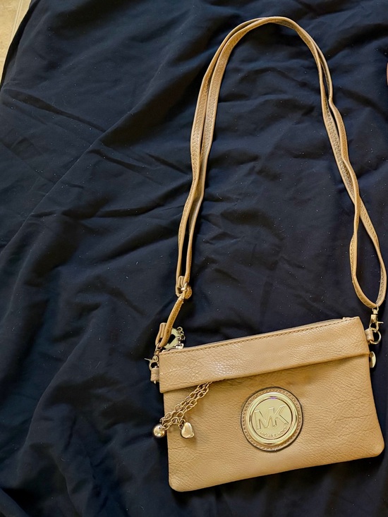 Michael Kors Handbags - Michael Kors Beige Tan Leather Crossbody with MK Medallion